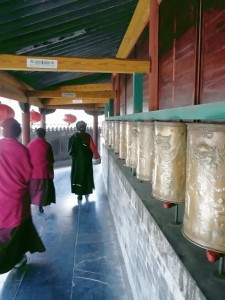Gebetsmühl, buddh. Nonnen auf dem Wutaishan(eig. Foto)